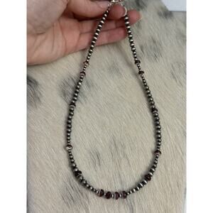 Native American Sterling Silver Navajo Pearl Purple Spiny Necklace Graduated